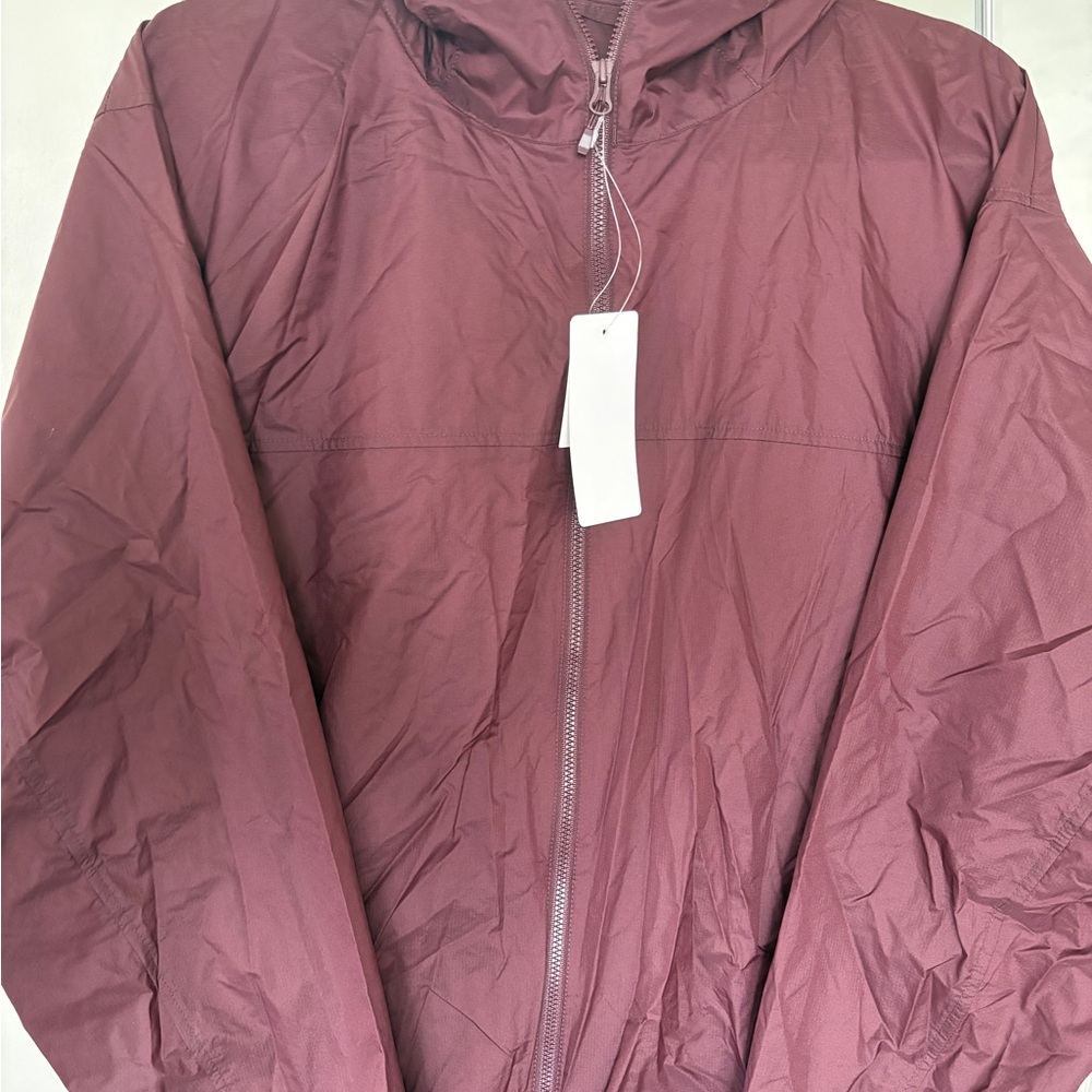 Uniqlo Men's Raincoat in Burgundy